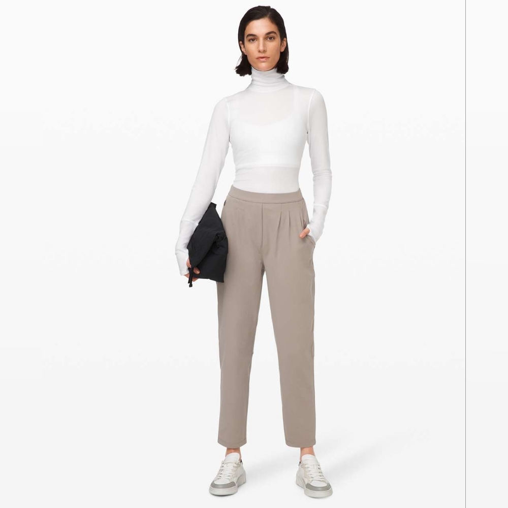 Lululemon Essential High-Rise Trouser Carbon Dust